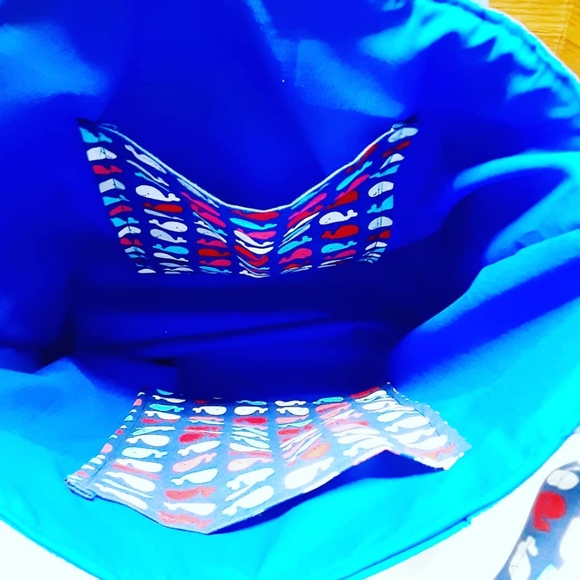 Whale diaper bag with matching diaper/wipe case - Picture 2 of 3